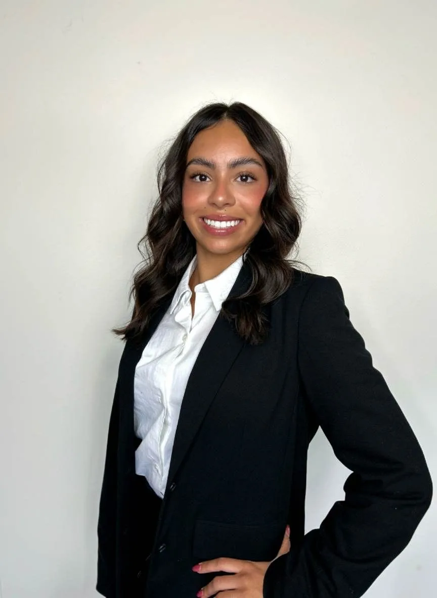 Ms. Daniela Acuna